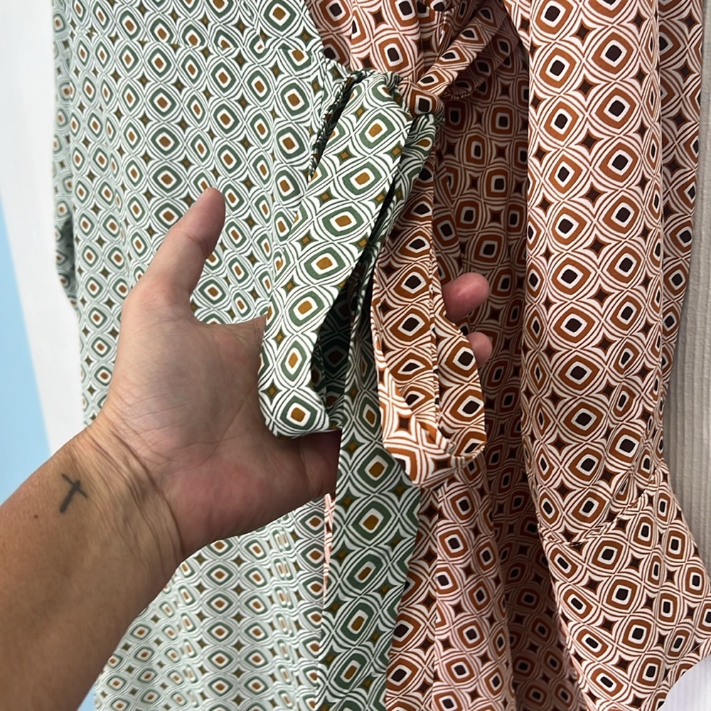 Gracia - Color Block Fun Design Wrap Long Sleeve … - image 8